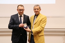 Verleihung der Carl-Schurz-Medaille an Herrn Robin Kettel